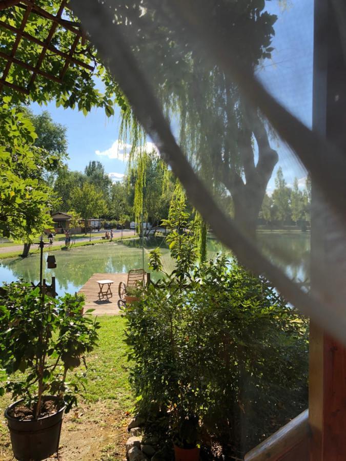 Chalet B&B Laghetti Martina Crevalcore 外观 照片