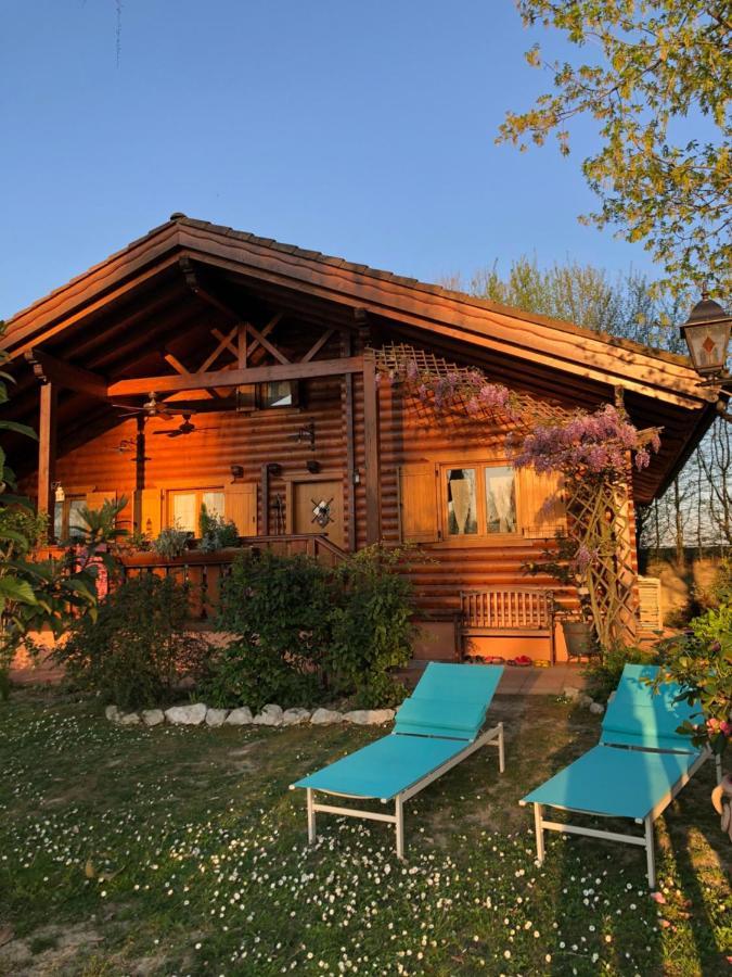 Chalet B&B Laghetti Martina Crevalcore 外观 照片