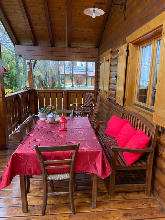Chalet B&B Laghetti Martina Crevalcore 外观 照片